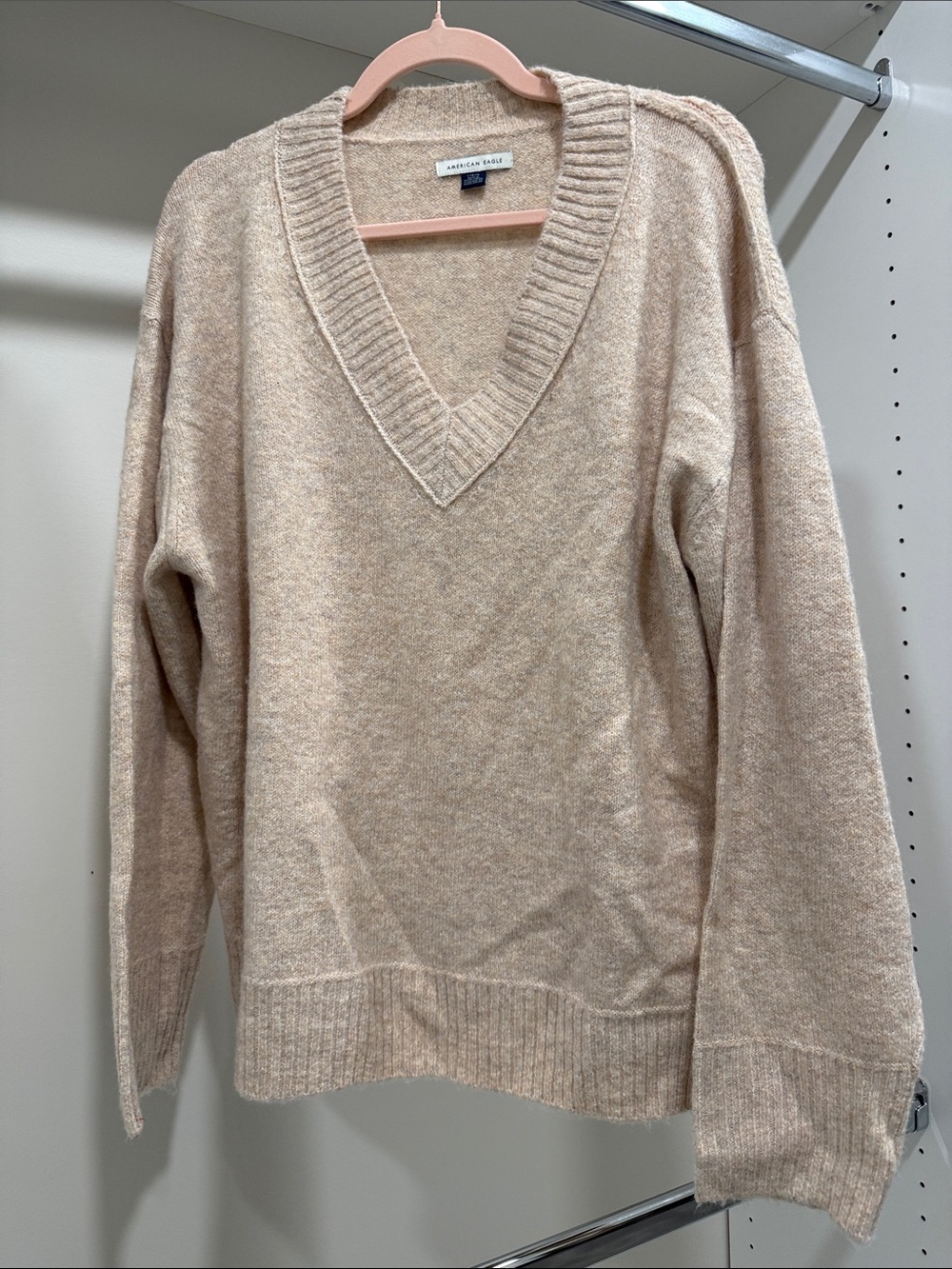American eagle “whoa so soft” V-Neck Sweater in Light Beige Heather